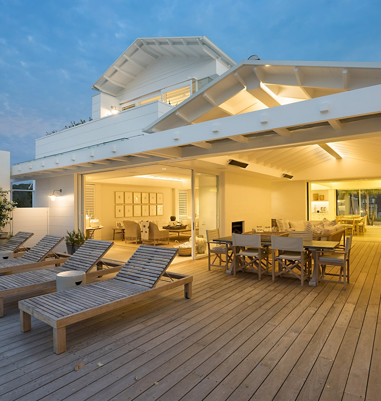 Outdoor entertaining area of a modern home in Oatley